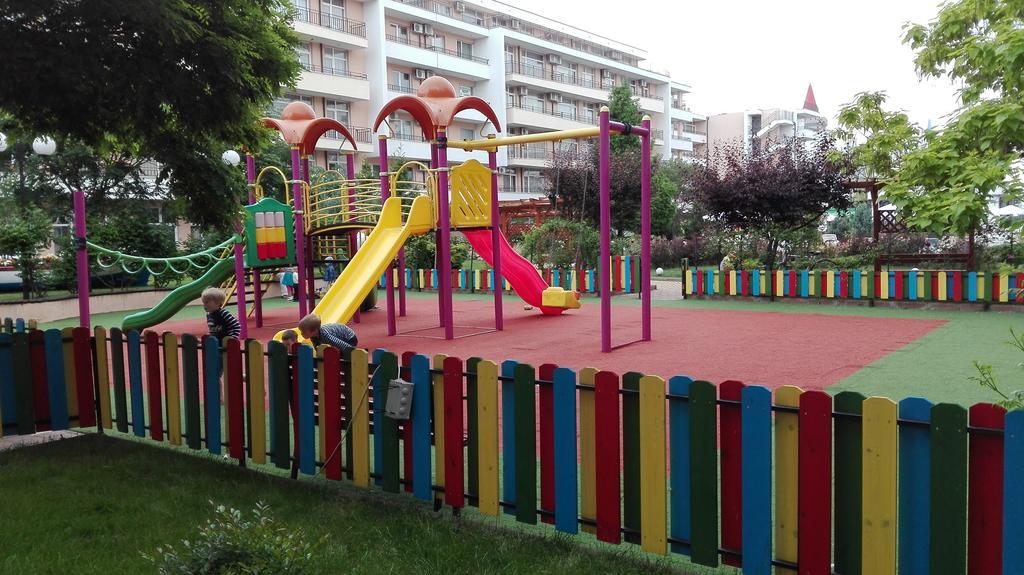 Sun City Apartments Sunny Beach Esterno foto
