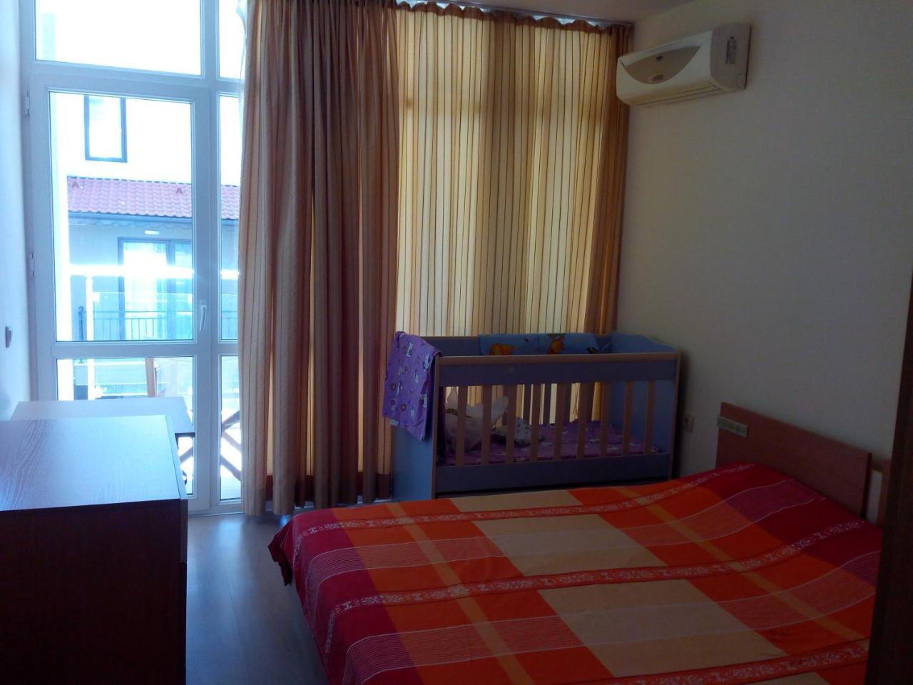 Sun City Apartments Sunny Beach Esterno foto