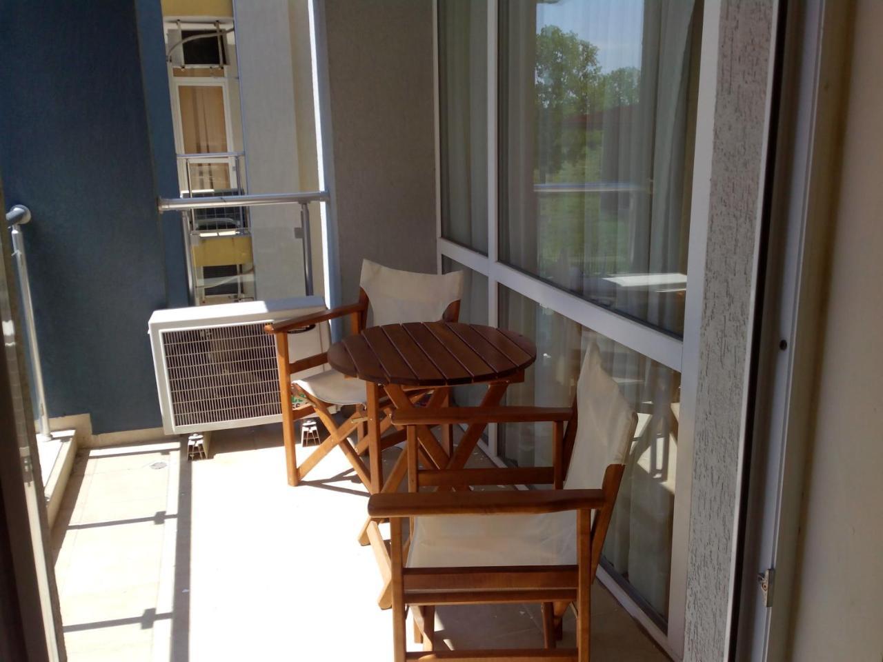 Sun City Apartments Sunny Beach Esterno foto